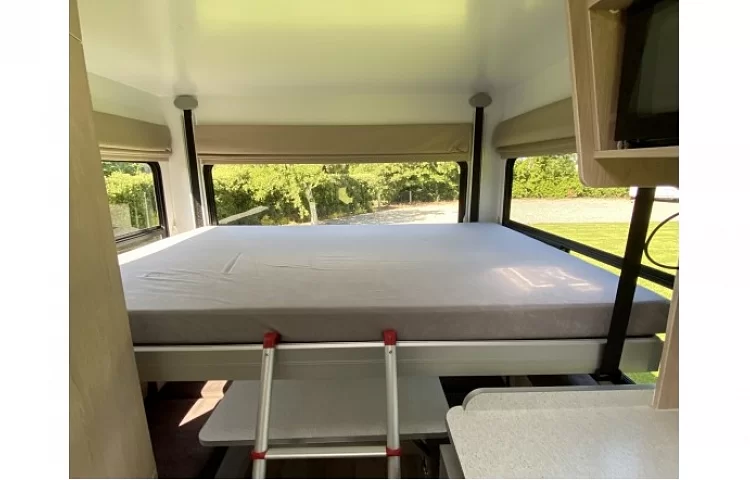 4 Berth Campervan gallery image